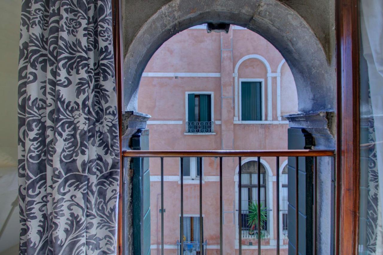 Marco Canal-Views Venecia Exterior foto